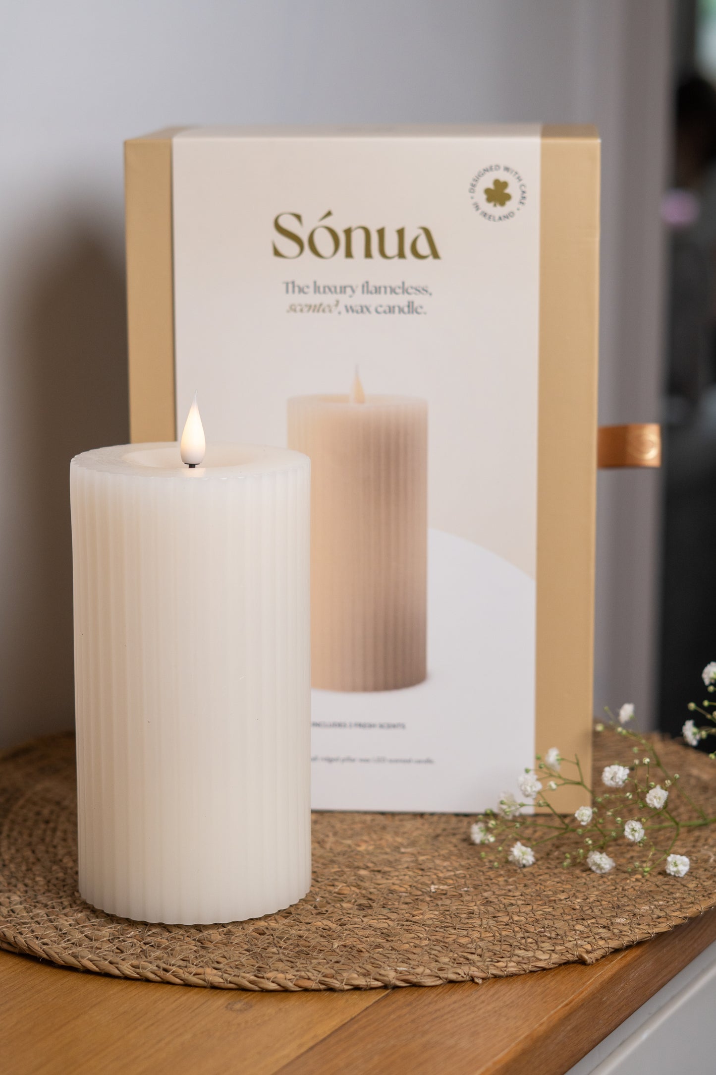 Ridged Pillar Candle 195mm Gift set