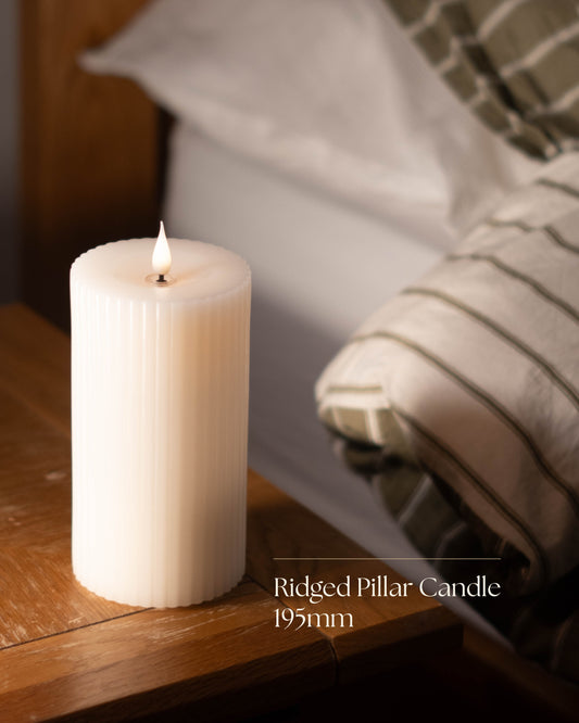 Ridged Pillar Candle 195mm Gift set